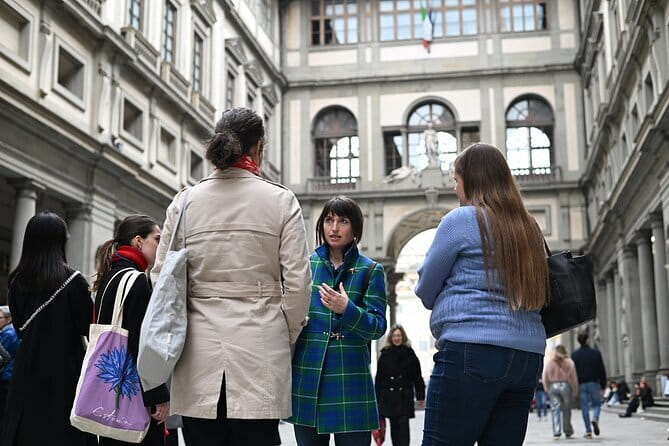 Florence: Guided Tour Medici Family Secrets, Chapels and History - Exterior Highlights: Palazzo Riccardi and the Medici Influence