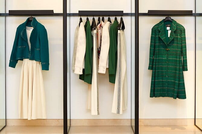 Florence Local Fashion Designers Shopping Tour with a Stylist - Exploring Local Fashion at Borgo Santi Apostoli