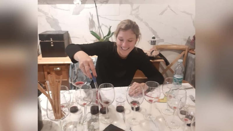 Florence: Make your wine Workshop Ponte Vecchio - The Location: Central Florence Just Off Ponte Vecchio