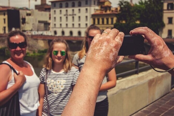 Florence Must-See Attractions Private Walking Tour (Private Tour) - Exploring Piazza Strozzi: Renaissance Elegance