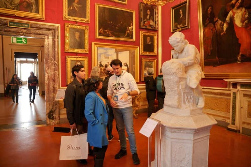 Florence: Palatina Gallery and Pitti Palace Guided Tour - Exploring the Pitti Palace: The Main Venue of the Tour