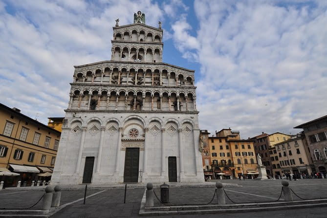 Florence Private Day Trip to Pisa and Lucca - Discovering Lucca’s Roman Heritage and Medieval Walls