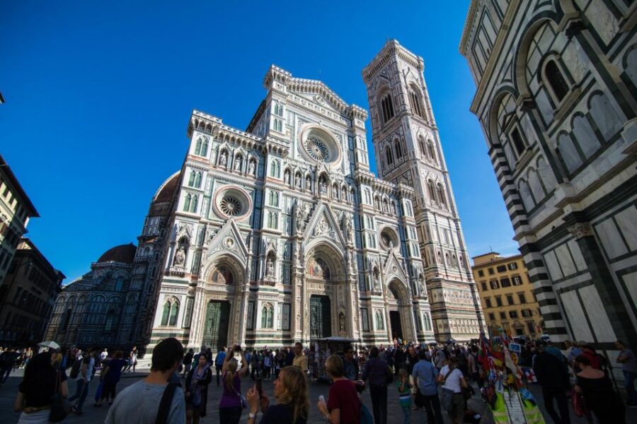 Florence: Private Exclusive History Tour with a Local - Discovering Florence’s Historic Landmarks with a Personal Touch