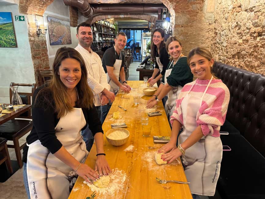 Florence: Ravioli & Pasta Making Class with lots of Wine - Crafting Authentic Ravioli in Florence