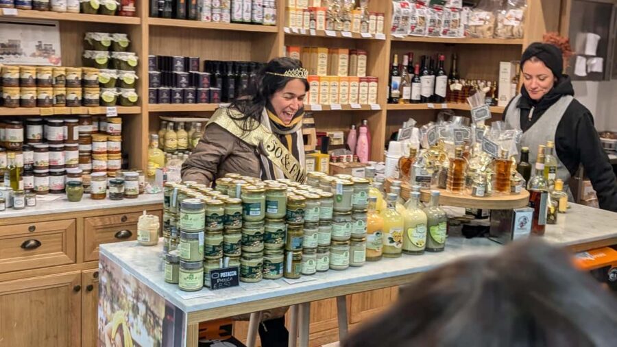 Florence Street Food Walking Tour with Wine in Duomo Area - Key Points