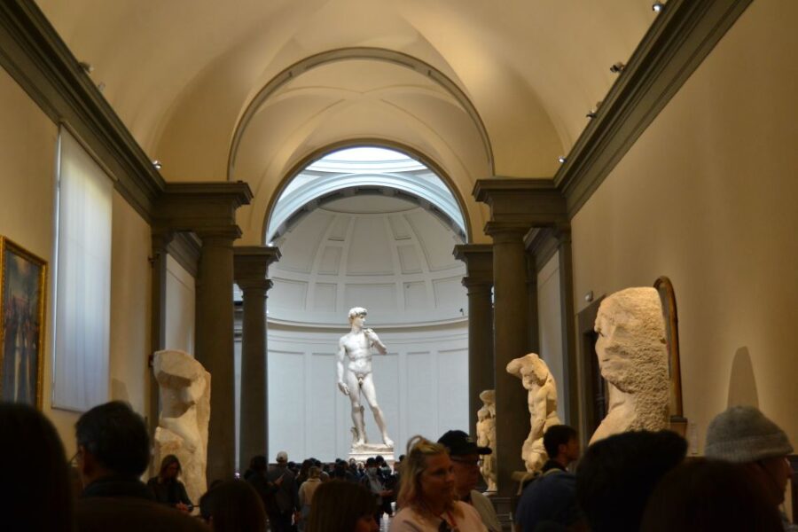 Florence: Tour of Michelangelo's David with Priority Access - Convenient Meeting Point and Tour Logistics