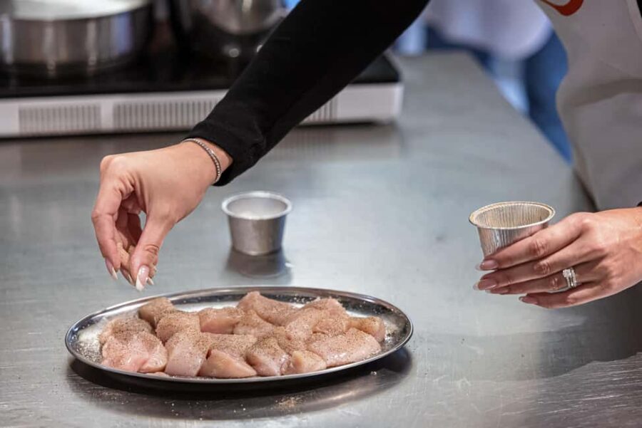 Florence: Tuscan Cooking Course with Dinner - Sampling Tuscan Wines Paired with Your Homemade Dishes