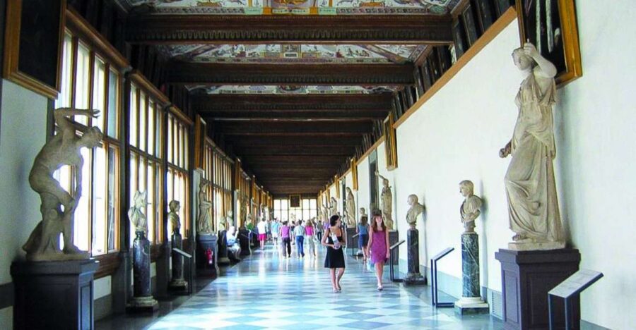 Florence: Uffizi Gallery Discovery Private Guided Tour - How the Tour Starts at Piazzale degli Uffizi