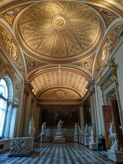 Florence: Uffizi Gallery Guided Tour with Entry Tickets - Exploring the Uffizi’s Art Collection with a Guided Voice