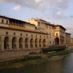 Florence: Vasari Corridor and Uffizi Gallery Exclusive Tour - Practical Details: Meeting Point and Accessibility