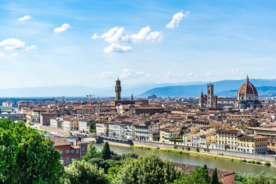 Florence: Walking Tour of the Essentials of the Historic City Center - Exploring San Lorenzo and the Medici Dynasty