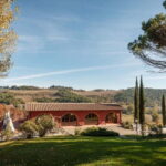 Florence: Wine Tasting at a Vineyard With a Local Winemaker - Visiting a Family-Owned Vineyard Near Florence