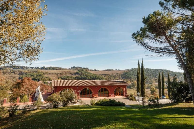 Florence: Wine Tasting at a Vineyard With a Local Winemaker - Visiting a Family-Owned Vineyard Near Florence