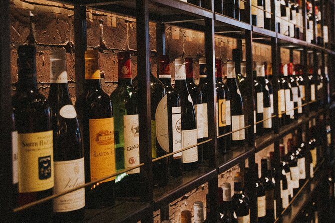 Florence Wine Tasting Tour in the City Center! Local Expert! - The Guide and Tour Pacing