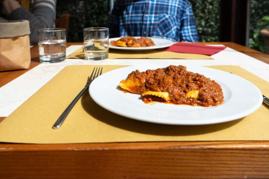 Florences Ultimate Food Tour: Full Tuscan Meal with a Local - Exploring Florence’s Top Food Stops
