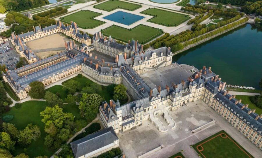 Fontainebleau : Horse-riding, Gastronomy & Château - Starting Point: Convenient Pickup in Paris