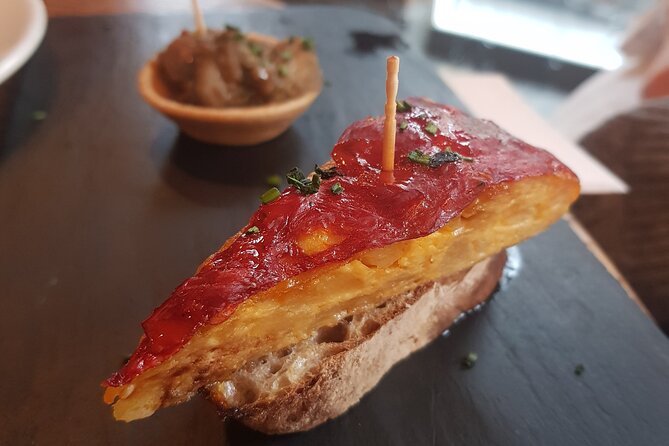 Food & Drink walking tours In London. Discover the East End of London. - Starting Point: Butchies Shoreditch on Rivington Street