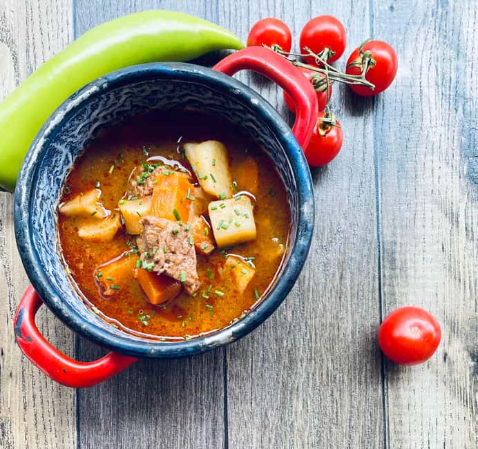 Food Expert Tour in Budapest! Same as locals - Central Budapest: The Starting Point of Your Culinary Journey