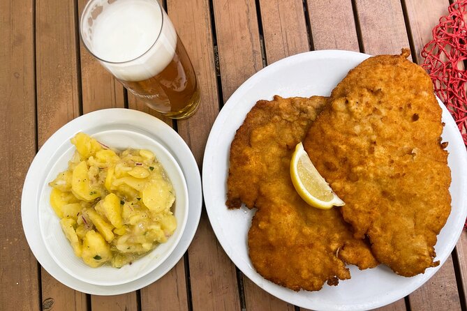 Food tasting tour in Berlin of HIDDEN GEMS (Small Groups) - Sampling Berlin’s Best Döner Kebab at ALIBABA BISTRO