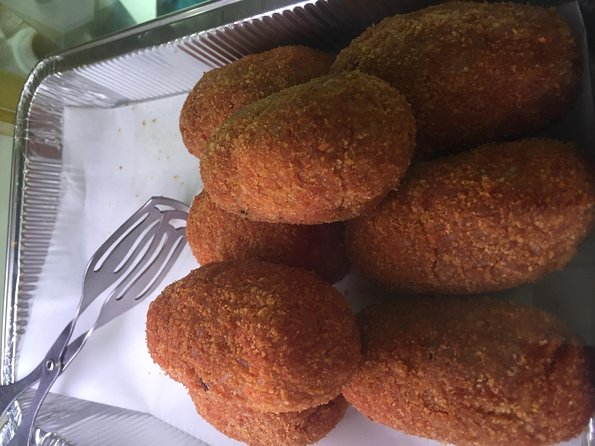 Foody Tour with Nonna in Civitavecchia (port) - Exploring Civitavecchia’s Market and Food Stops