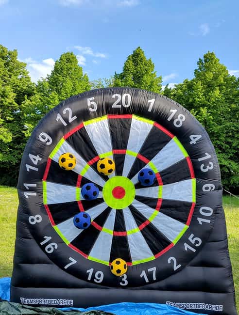 Football darts in Leipzig - the perfect fun for all ages - Exploring Wilhelm Külz Park as the Game Venue