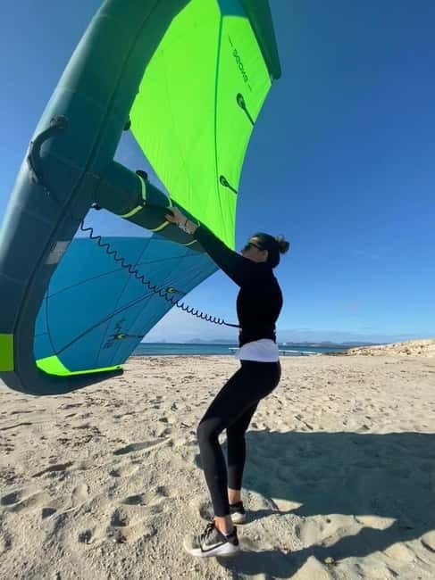 Formentera: Wing Foiling 3h Trial Course - The Beginner-Friendly Wing Foiling Experience