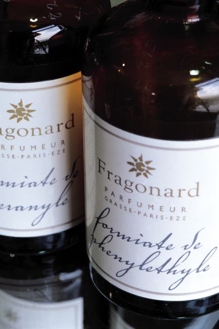 Fragonard Paris: Mini Perfume Workshop in Chinese - The Charm of the Flower Palace Perfume Museum