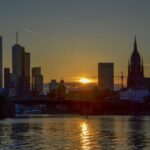 Frankfurt: Guided Bike Tour - Crossing the Holbeinsteg into Frankfurt’s Historic Old Town