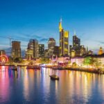 Frankfurt: Lounge Abendfahrt Frankfurt - Meeting Point at the KD Ticket Office by the Water