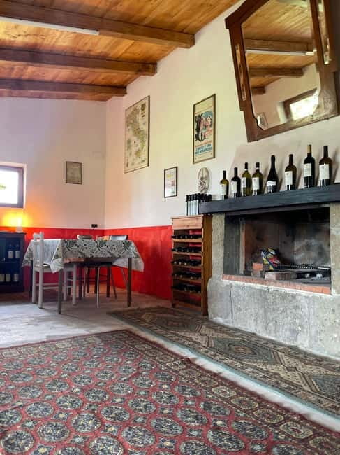 Frascati: Vineyard Wine Tasting Tour with Snacks - Starting Point: Meeting at the Old Frascati Farmhouse