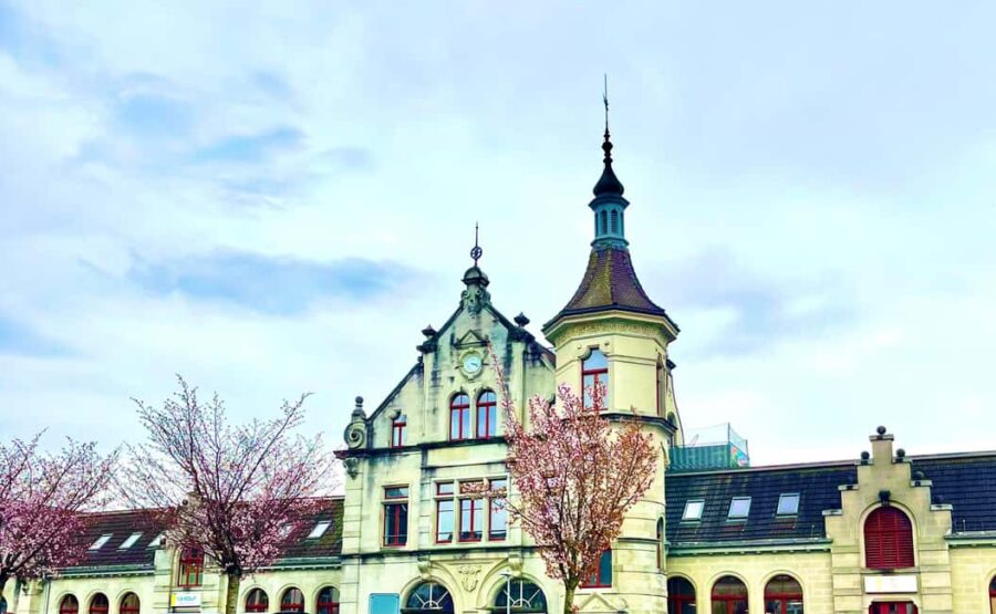 FREE PHOTO near Zurich Rapperswil: Castle, Rose Old Town - Starting at Rapperswil SG: The Meeting Point and Arrival