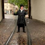 Freiburg: Acting tour Historix tour "Cathedral, gates, city legends" - Starting Point at Predigertor 1 Sets the Tone