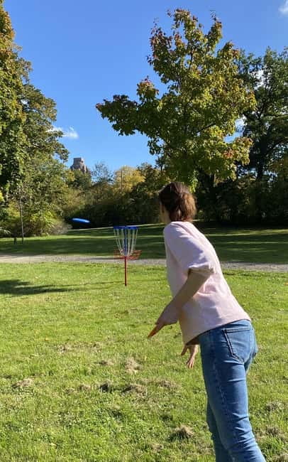 Frisbee golf / disc golf: Fun and games in a beautiful park in Leipzig - Discover Leipzig’s Wilhelm-Külz-Park for Disc Golf Play
