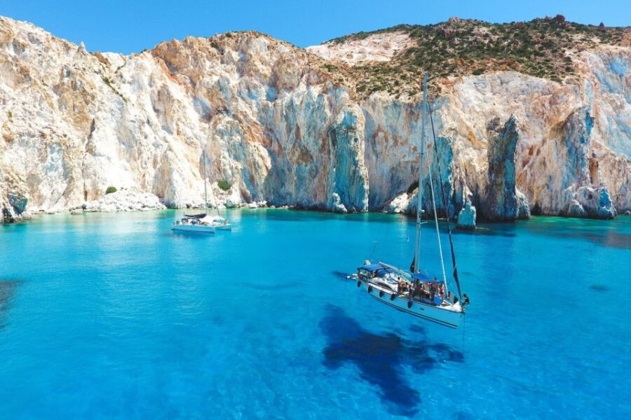 From Adamas: Milos and Poliegos Catamaran Cruise with Lunch - Visiting Kleftiko: The Classic Milos Landmark