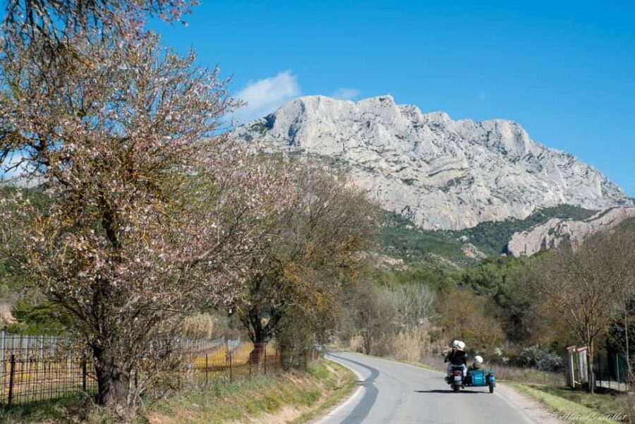 From Aix-en-Provence: 1-Hour Scenic Sidecar Tour - Scenic Views of Sainte-Victoire Mountain