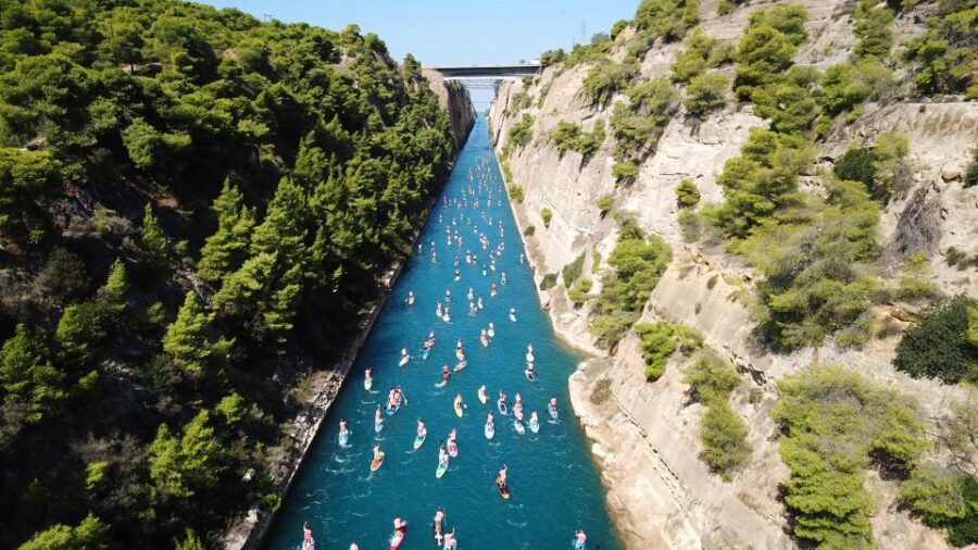 From Athens: Ancient Corinth Day Trip with Canal & VR Guide - Visiting the Corinth Canal: An Engineering Wonder