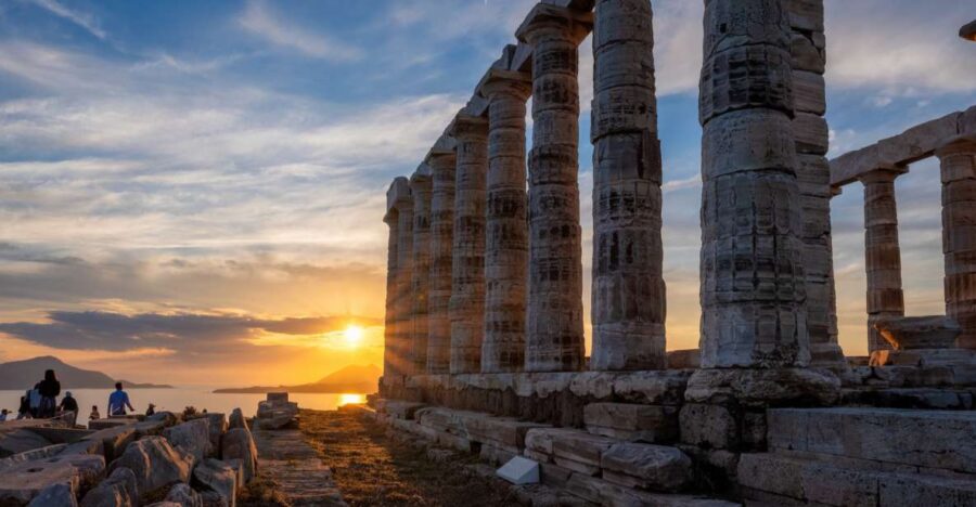From Athens: Temple of Poseidon & Cape Sounio Half-Day Tour - Discovering Lake Vouliagmeni at the Heart of the Riviera