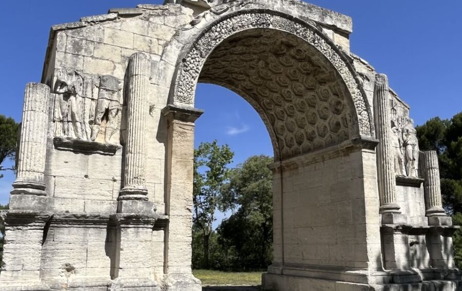 From Avignon: Arles, Les Baux-de-Provence & Saint-Rémy Tour - Starting Point and Transport Logistics