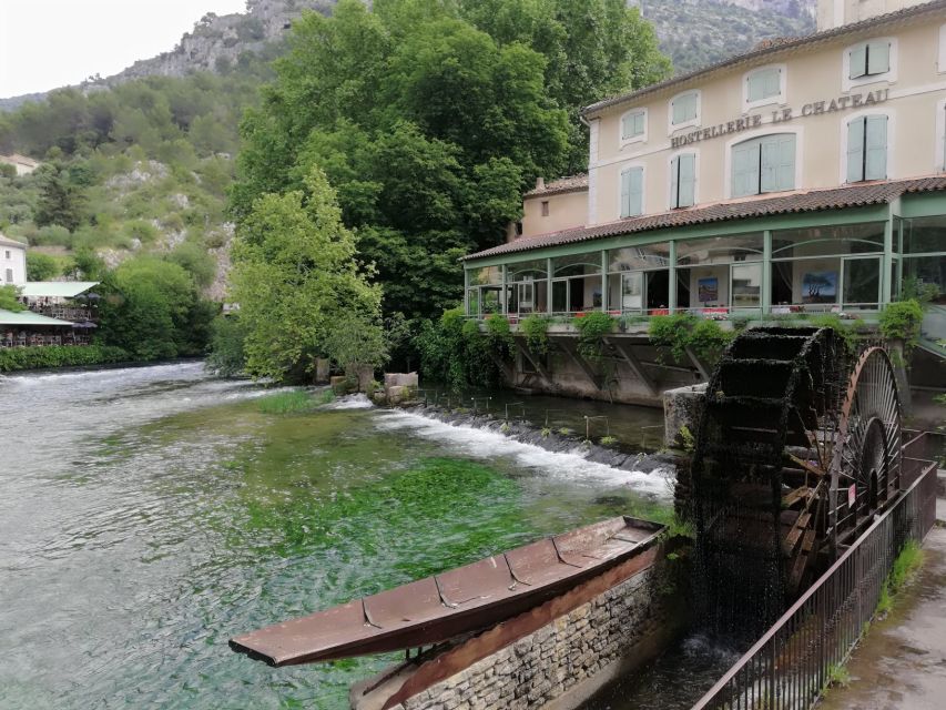 From Avignon: Villages in Luberon Half-Day Tour - Starting Point and Transportation in an Air-Conditioned Minibus