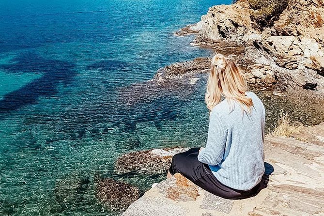 From Barcelona : Girona and Costa Brava Small Group Tour - Discovering the White Town of Peratallada