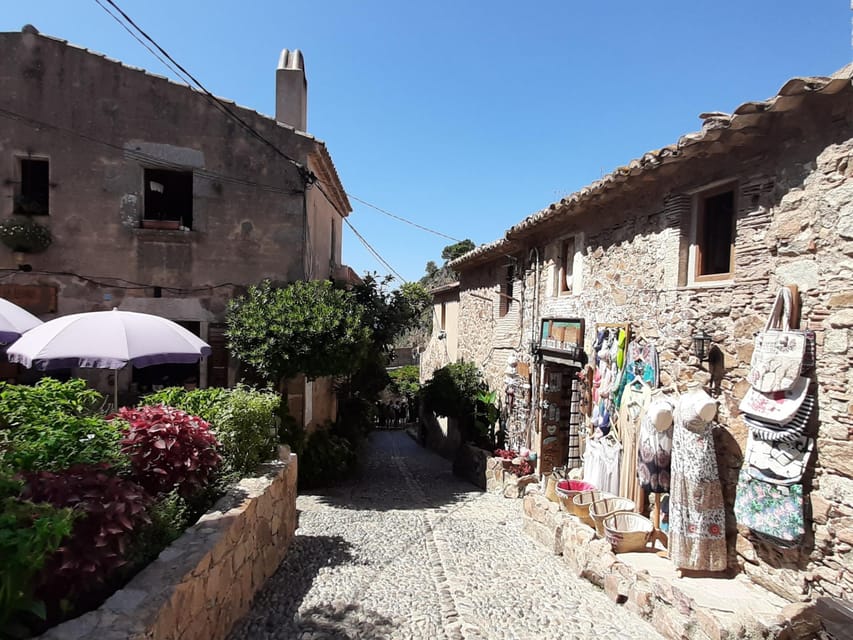 From Barcelona: Tossa de Mar Day Tour with Beach Time - Exploring Tossa de Mars Old Town and Coastal Fortifications