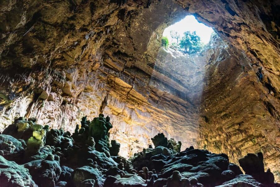 From Bari: Visit the Castellana and Polignano a Mare Caves - Guided Tour of the Castellana Caves’ Stunning Features