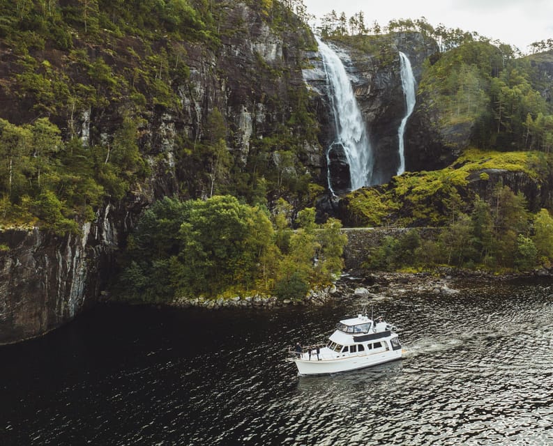 From Bergen: Private Fjord Cruise - Starting Point at Bergen’s Fish Market and Historic Highlights