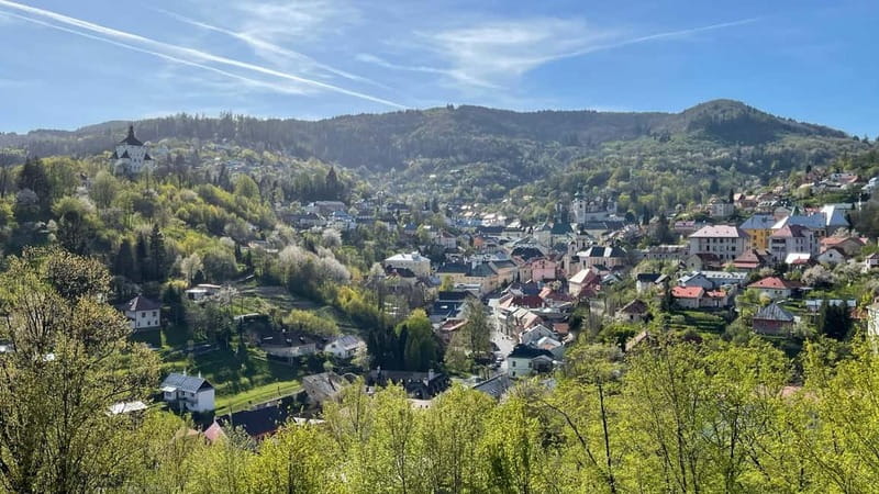 From Bratislava: Day Trip to UNESCO Town of Banská tiavnica - Discovering Banská Tiavnica’s Castles: Old and New