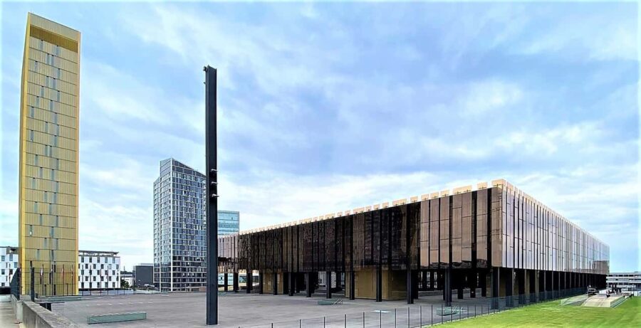 From Brussels: Luxembourg City Day Trip with Private Guide - Exploring UNESCO Heritage and Historic Fortresses