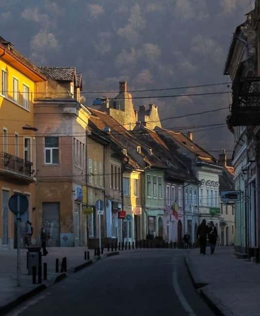 From Bucharest: Dracula's Castle and Braov Full Day Trip - Exploring Bran Castle: The Legendary Fortress