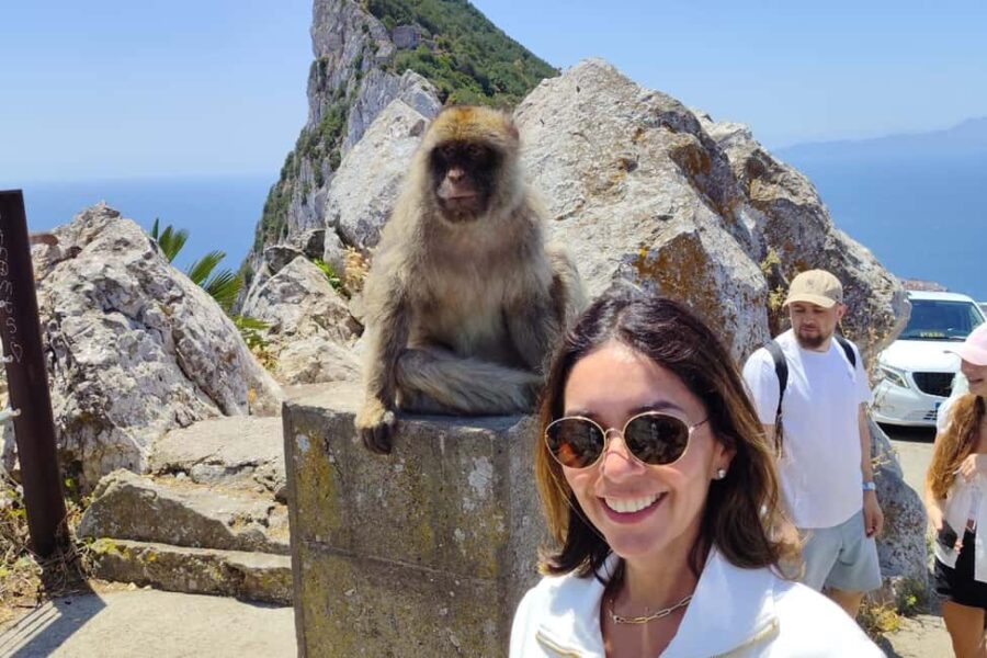 From Cadiz Bay: Gibraltar Day Trip with Rock Tour - Starting Your Day with Expert Pickup and Scenic Drive