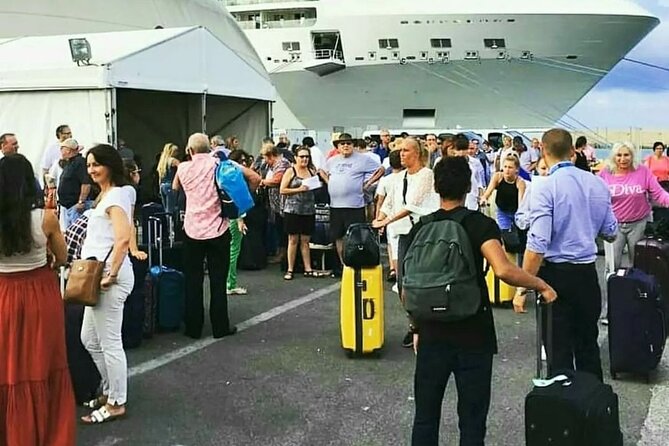 From Civitavecchia Cruise Port to FCO 1-8 People - Convenience at the Cruise Port: Pickup Outside the Terminal