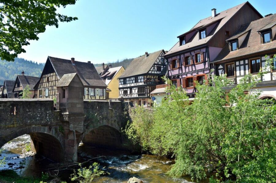 From Colmar: Alsace wine route tour Full Day - Exploring Riquewihr: Medieval Charm and Preserved Old Town