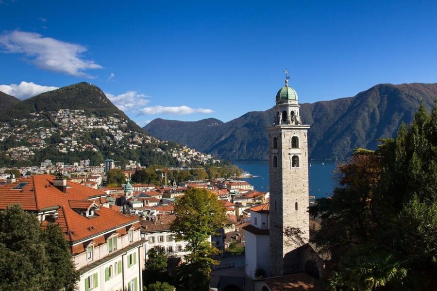 From Como: Bellagio, Como & Lugano Day Tour with Lake Cruise - Visiting Como’s Historic Center